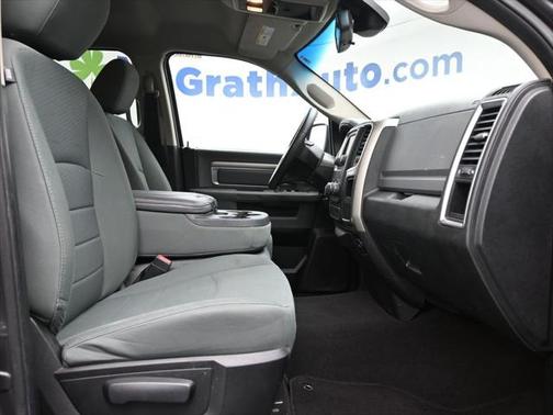 2014 RAM 1500 SLT