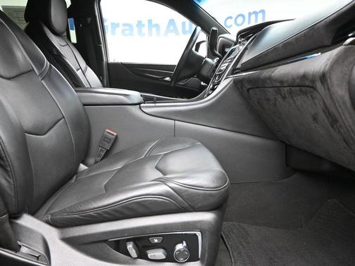 2019 Cadillac Escalade Platinum