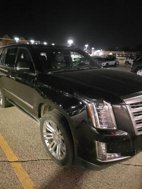 2019 Cadillac Escalade Platinum