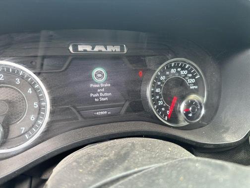 Diamond Black Crystal Pearlcoat 2025 RAM 1500 Big Horn/Lone Star