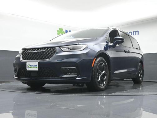 2021 Chrysler Pacifica Hybrid Limited