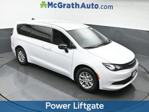 2026 Chrysler Voyager LX