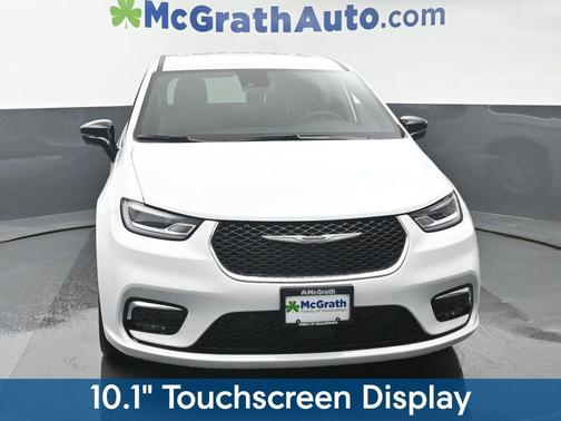 2026 Chrysler Pacifica L