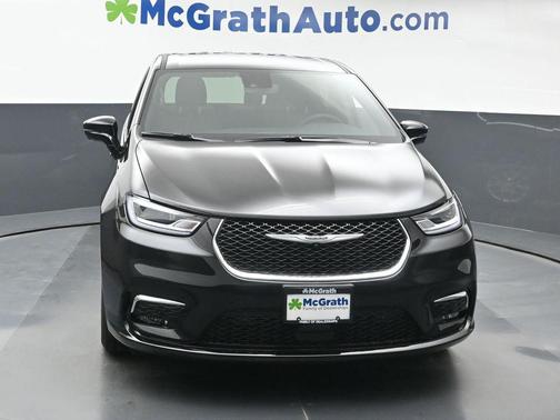 2026 Chrysler Pacifica L