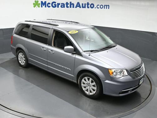 2014 Chrysler Town & Country Touring