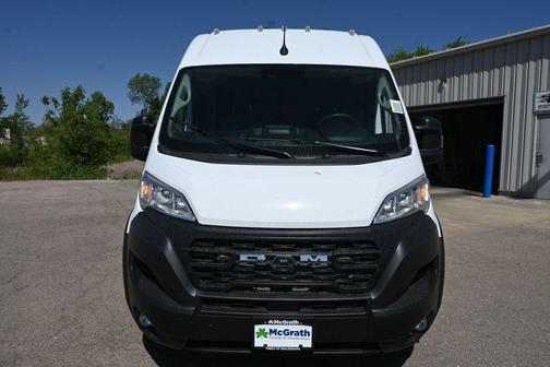 Bright White Clearcoat 2026 RAM ProMaster 2500 Tradesman
