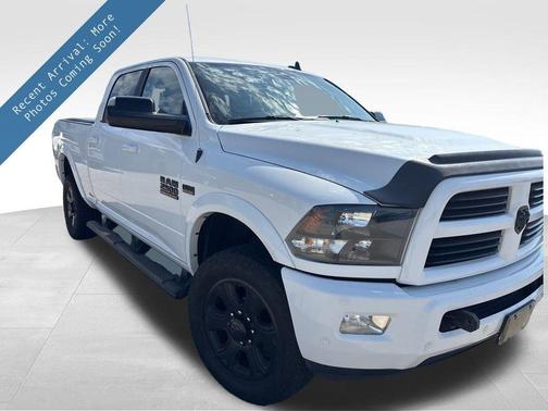 2017 RAM 2500 Big Horn Crew Cab 4x4 6'4' Box