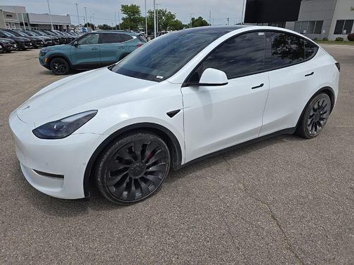 Pearl White Multi-Coat 2022 Tesla Model Y Performance Dual Motor All-Wheel Drive
