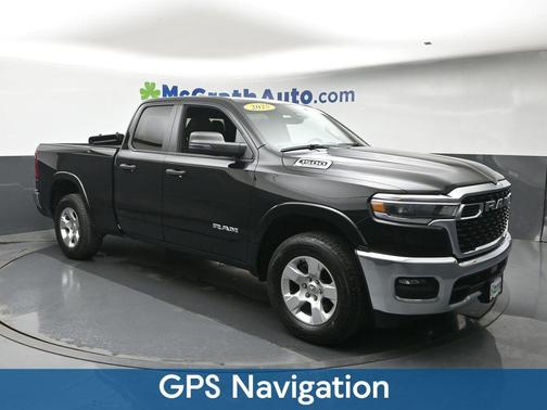 Diamond Black Crystal Pearlcoat 2025 RAM 1500 Big Horn/Lone Star