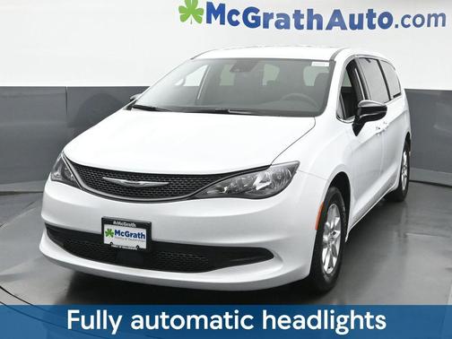 2026 Chrysler Voyager LX