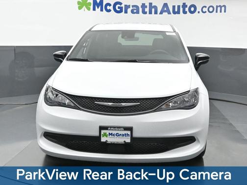 2026 Chrysler Voyager LX