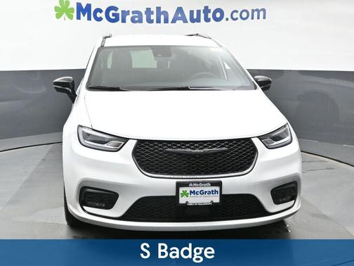 2026 Chrysler Pacifica L