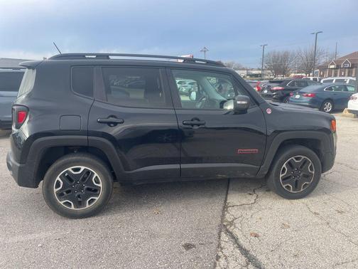 2016 Jeep Renegade Trailhawk