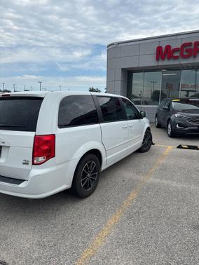 2016 Dodge Grand Caravan R/T