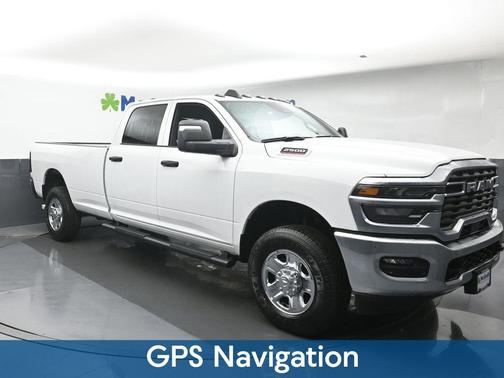 2026 RAM 2500 Tradesman Crew Cab 4x4 8' Box
