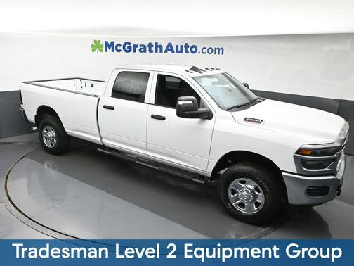 2026 RAM 2500 Tradesman Crew Cab 4x4 8' Box