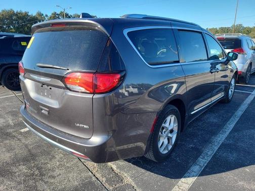 2020 Chrysler Pacifica Limited