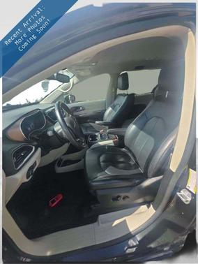 2018 Chrysler Pacifica Touring-L