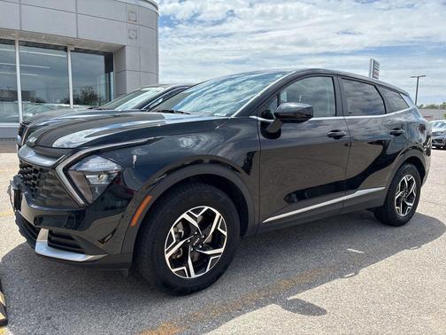 Fusion Black 2023 Kia Sportage LX