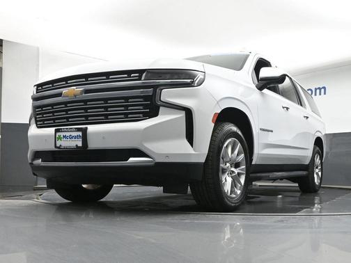 Summit White 2023 Chevrolet Suburban Premier