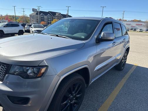 2019 Jeep Grand Cherokee Altitude