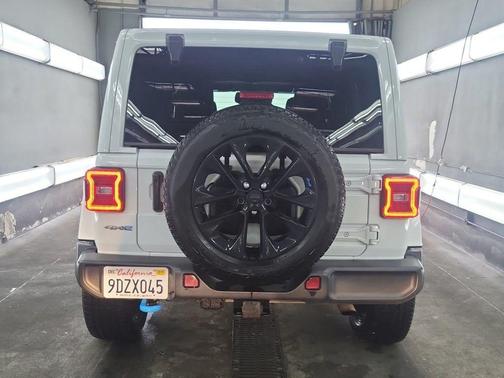 2023 Jeep Wrangler 4xe Sahara