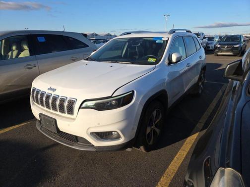 Bright White Clearcoat 2021 Jeep Cherokee Limited