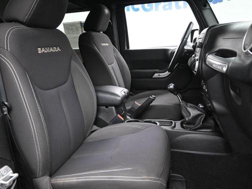 2016 Jeep Wrangler Sahara