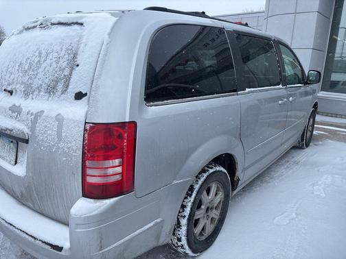 2008 Chrysler Town & Country Touring