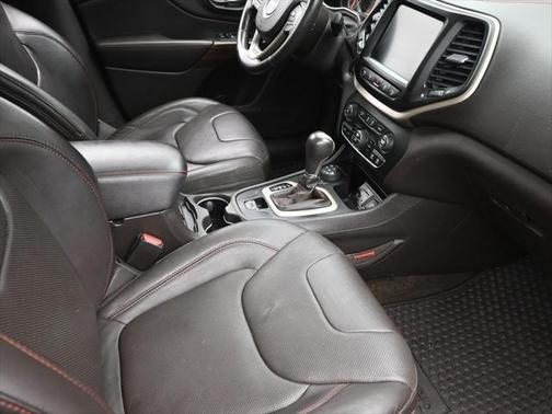 2016 Jeep Cherokee Trailhawk