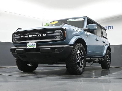 2023 Ford Bronco Outer Banks