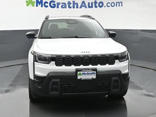 Bright White Clearcoat 2026 Jeep Cherokee Overland