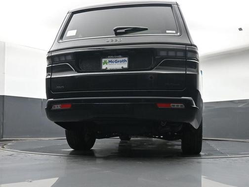High Gloss Black 2026 Jeep Grand Wagoneer L Limited Reserve 4x4