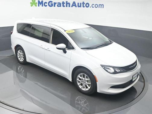 2020 Chrysler Voyager LX