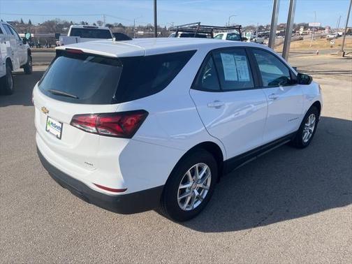 2022 Chevrolet Equinox LS