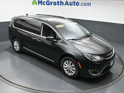 2018 Chrysler Pacifica Touring-L