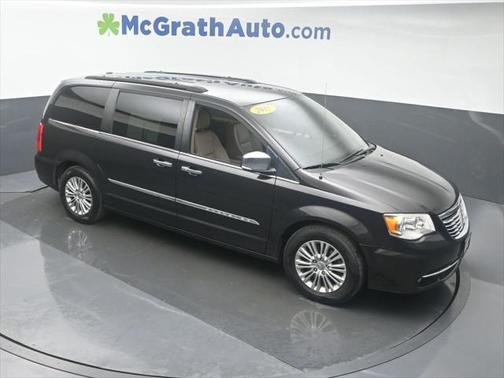 2015 Chrysler Town & Country Touring-L