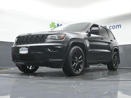 2017 Jeep Grand Cherokee Altitude