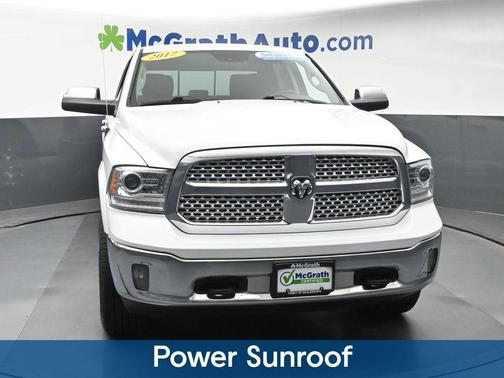Bright White Clearcoat 2017 RAM 1500 Laramie