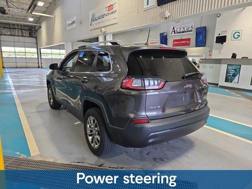 Granite Crystal Metallic Clearcoat 2019 Jeep Cherokee Latitude Plus