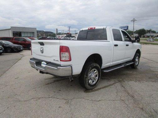 2024 RAM 2500 Tradesman Crew Cab 4x4 6'4' Box