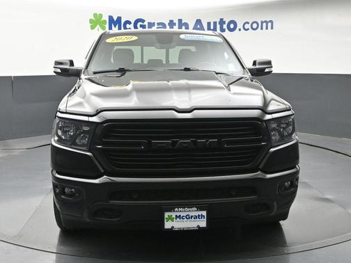 Diamond Black Crystal Pearlcoat 2020 RAM 1500 Big Horn/Lone Star