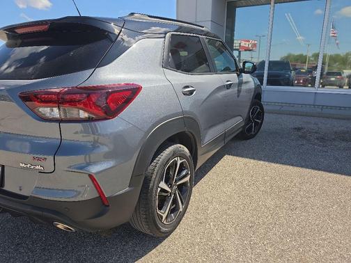 Satin Steel Metallic 2021 Chevrolet Trailblazer RS
