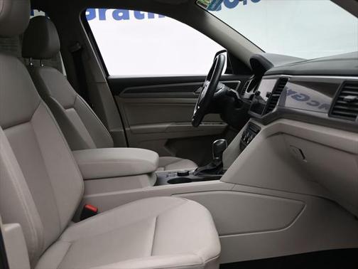 2019 Volkswagen Atlas 3.6L SE w/Technology