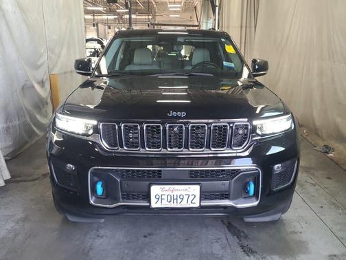 2022 Jeep Grand Cherokee 4xe Overland