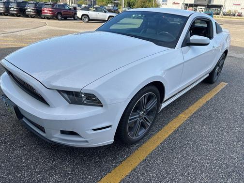 2013 Ford Mustang V6 Premium