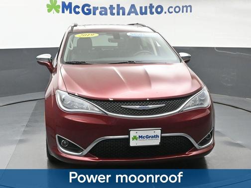 Velvet Red Pearlcoat 2019 Chrysler Pacifica Limited
