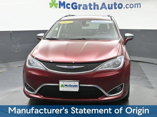 Velvet Red Pearlcoat 2019 Chrysler Pacifica Limited
