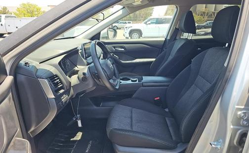 Brilliant Silver Metallic 2025 Nissan Rogue SV