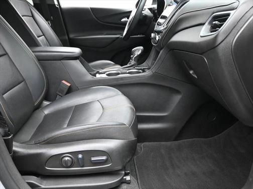 2022 Chevrolet Equinox Premier w/1LZ